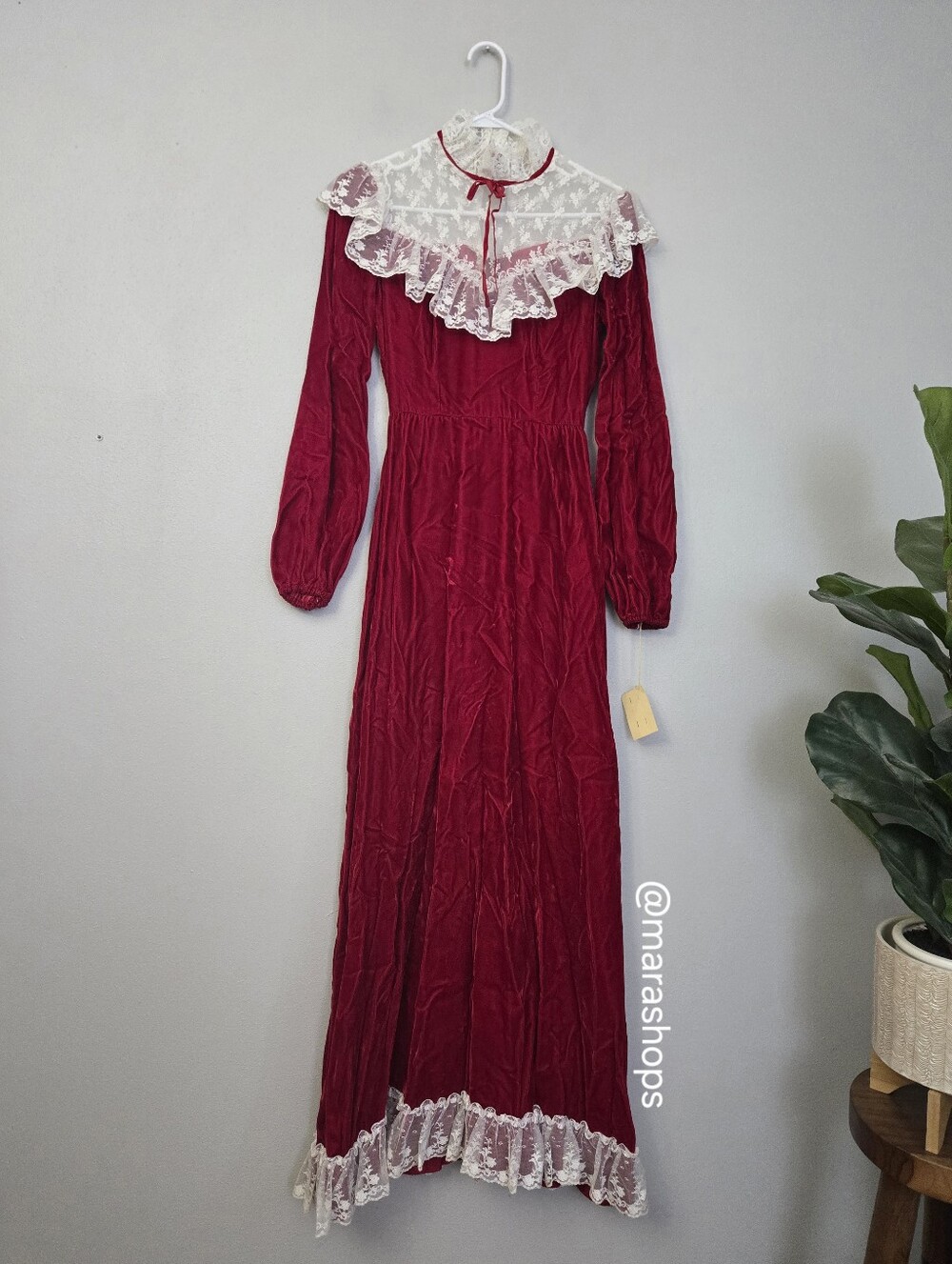 Vintage Dance Allure Alfred Angelo Red Velvet Maxi Dress